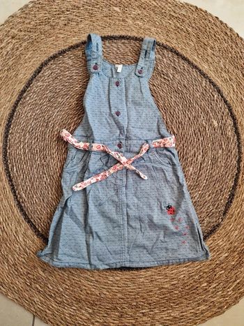 Jolie robe Orchestra taille 23 mois