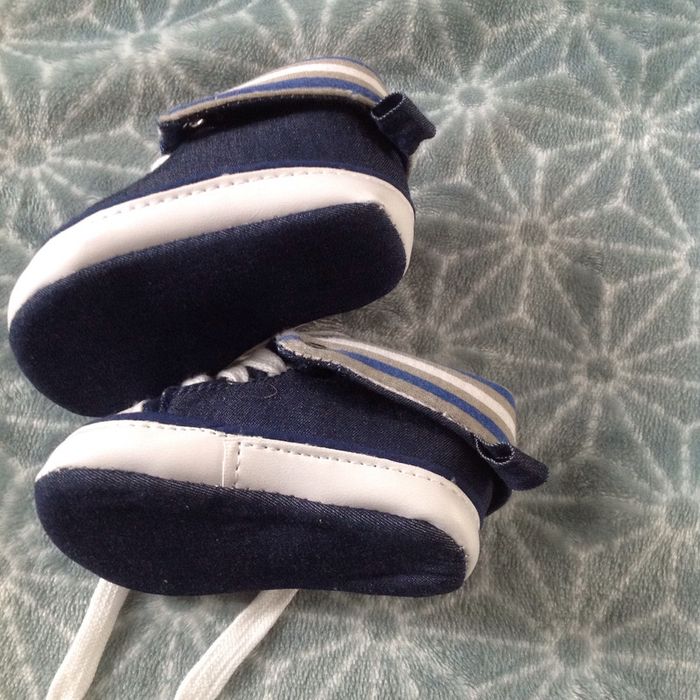 Chaussons bébé garçon - taille 16 environ - photo numéro 2