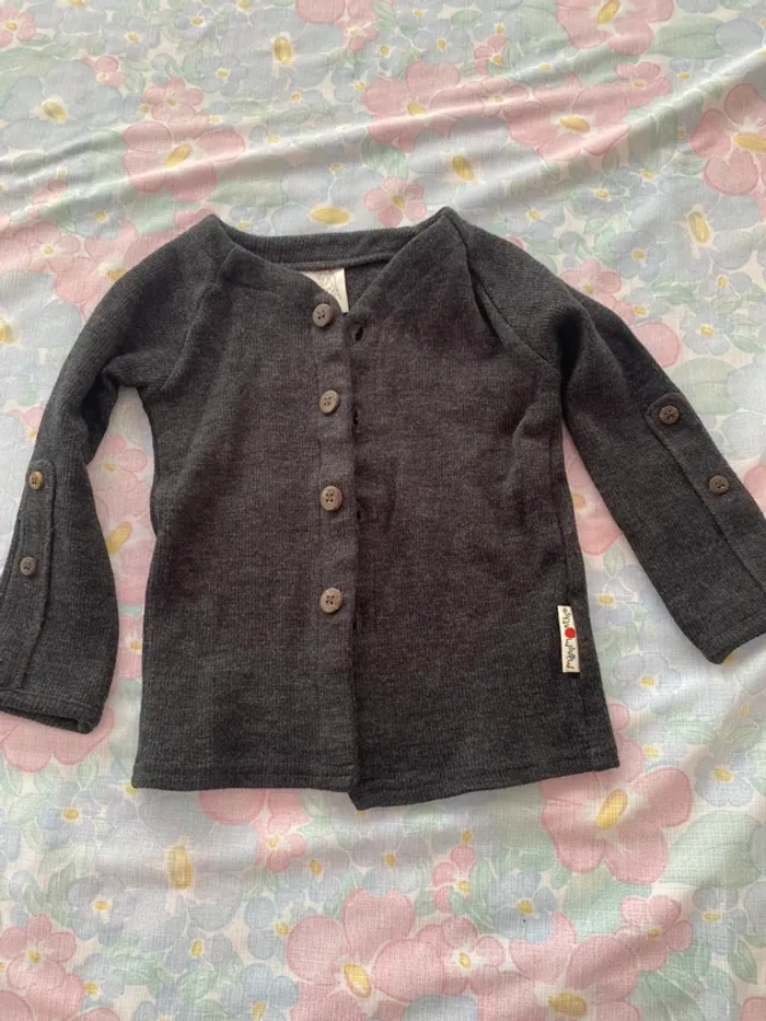Très beau gilet cardigan foggy manymonths adventurer
