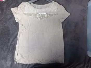 T-shirt kaki