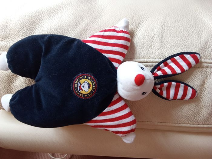 Doudou lapin Jemini vintage ancien peluche blanc blanche bleu marine foncé matelot marin  mer rayures rayé blanc  rouge  nez rouge  comme clown - photo numéro 8