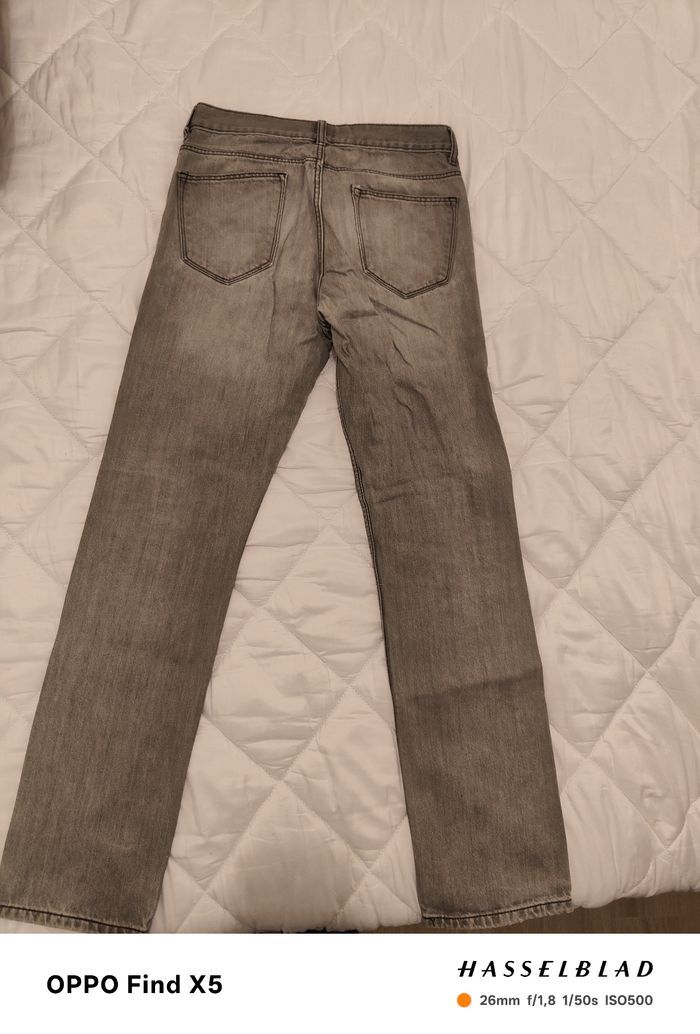 Vend jean gris - photo numéro 2