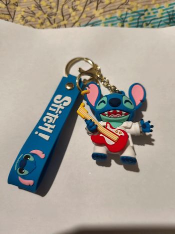 Porte clés Stitch guitare