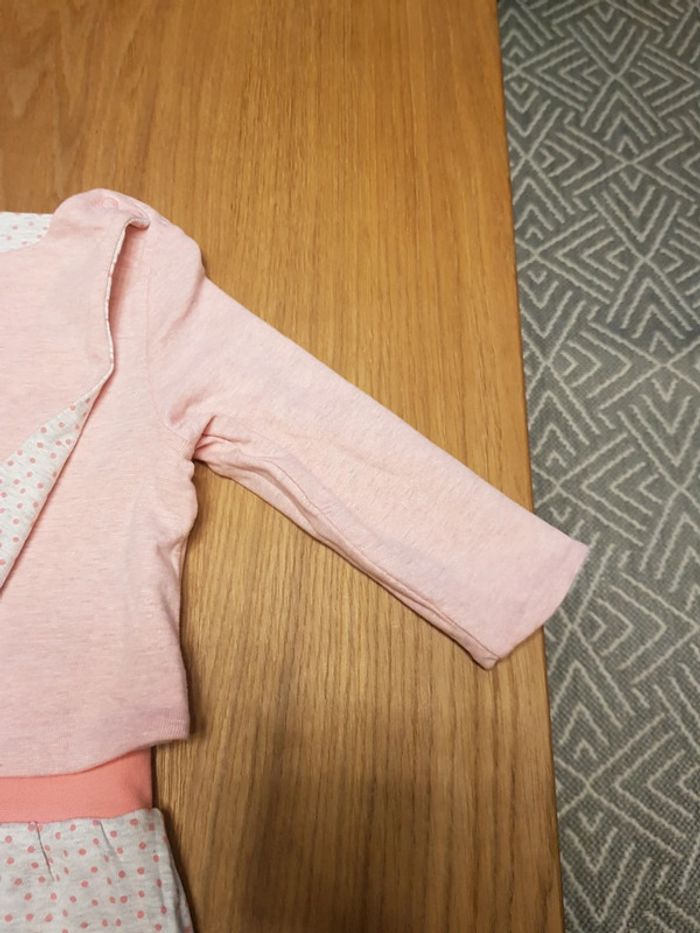 Ensemble réversible Obaïbi 9 mois neuf avec étiquette - photo numéro 4