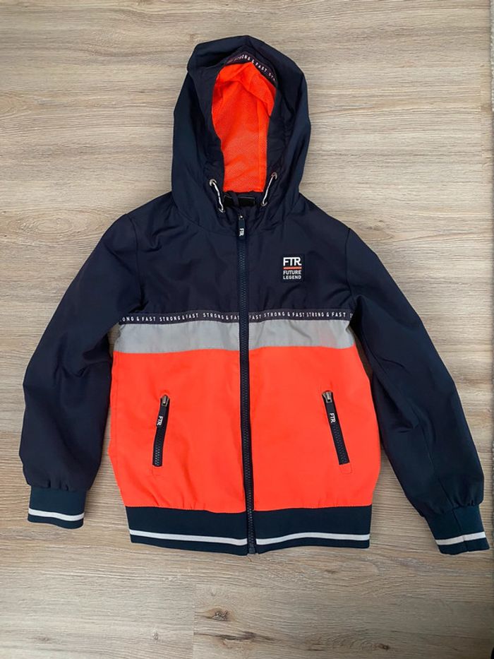 Veste coupe-vent été taille 7 ans