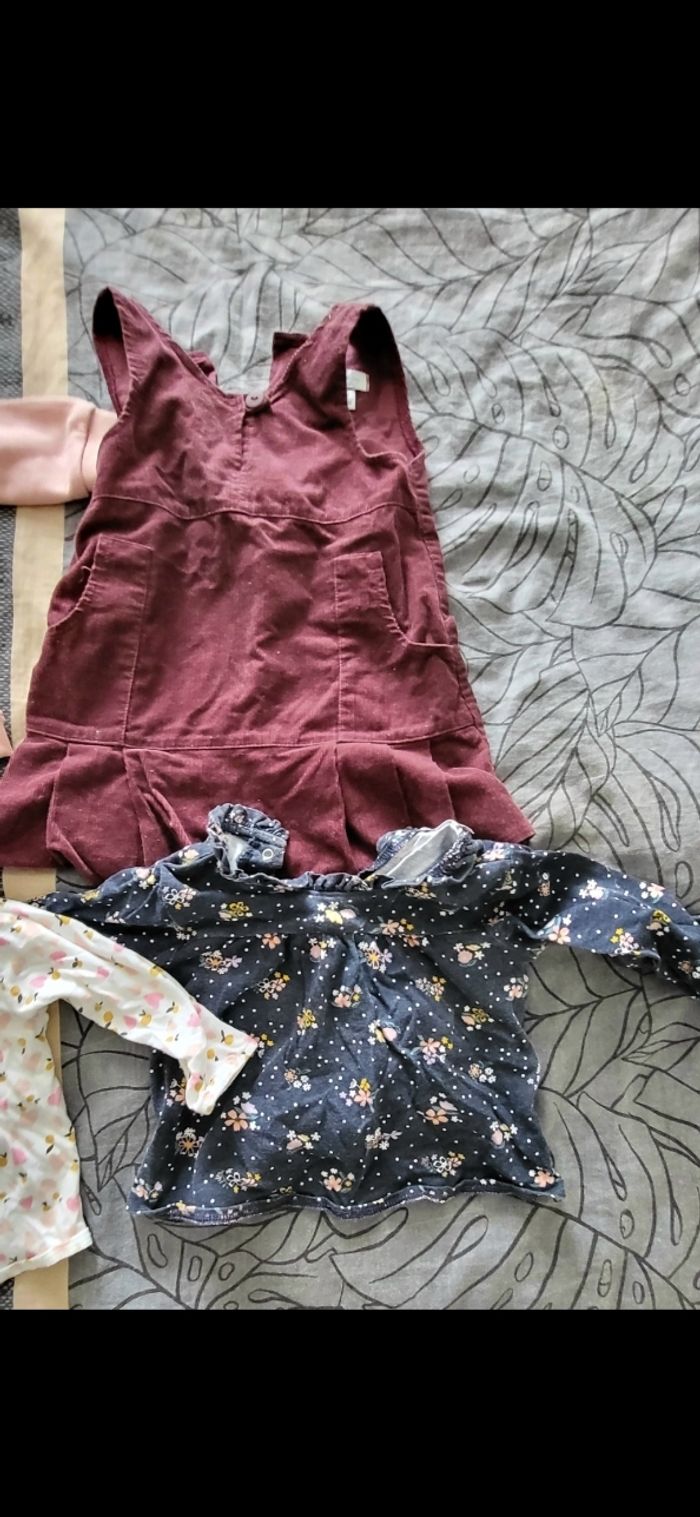 Lot vêtement fille 12mois - photo numéro 3