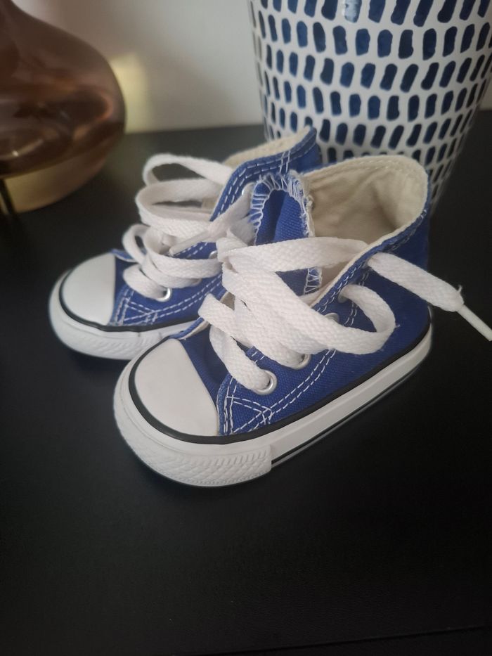 Converse pointure 19 - photo numéro 4