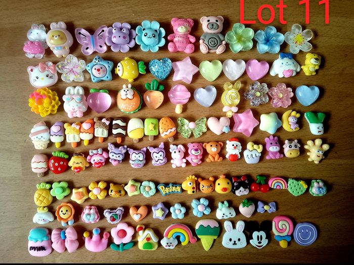 Figurines