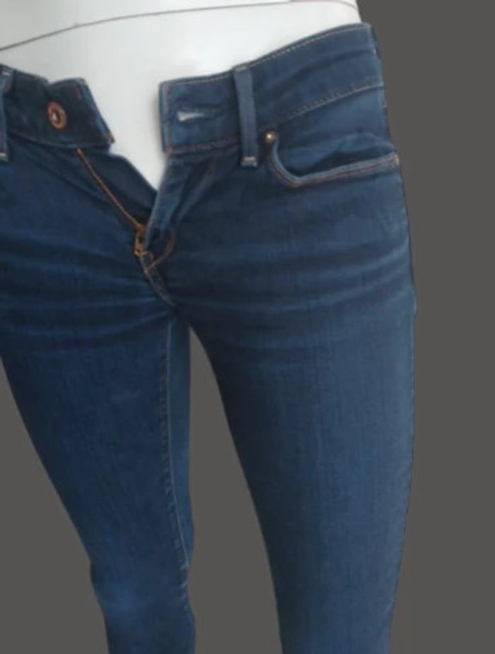 Jean Levi's demi curve Moderne Rise skinny taille W24 - photo numéro 2