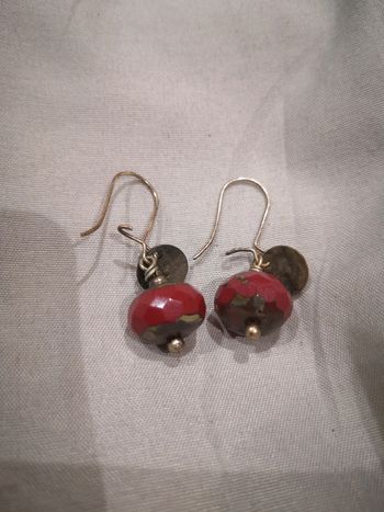 Boucles d'oreilles boules bordeaux