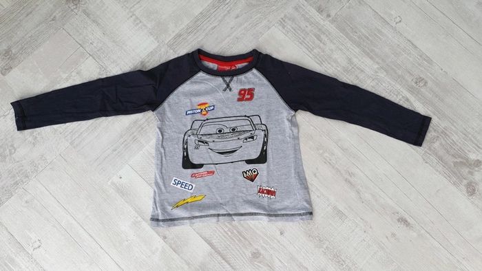 Tee-shirt manches longues Taille 6 ans