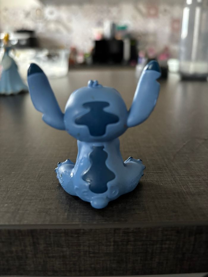 Tonie Stitch - photo numéro 2