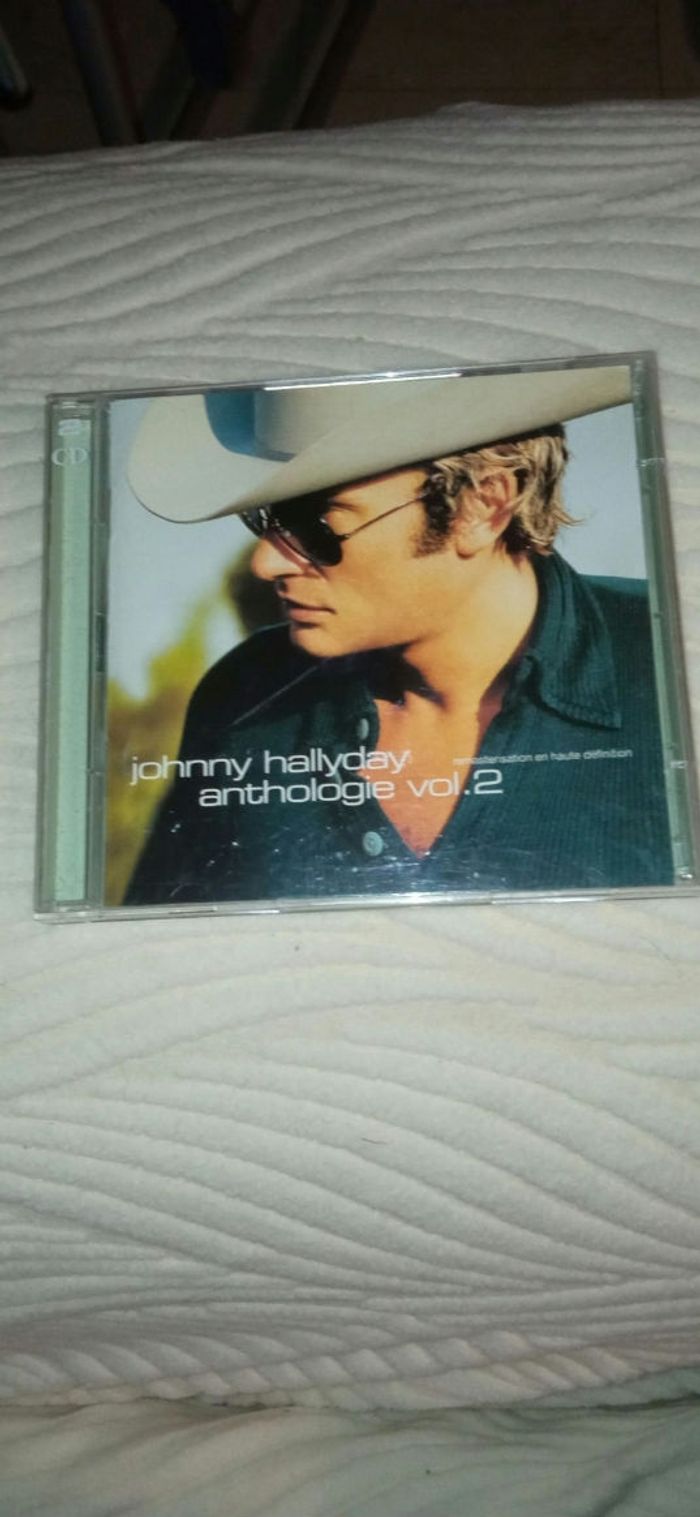 double  CD  johnny Hallyday ni