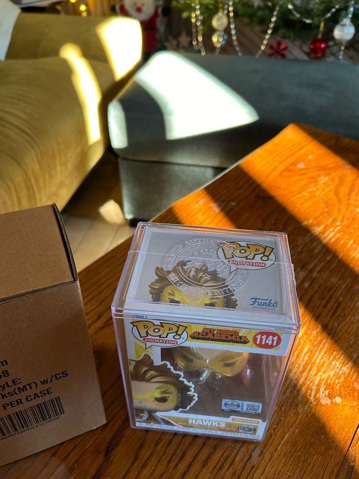 Funko Pop! Hawks n°1141 - Avec Pop! Protection - photo numéro 5