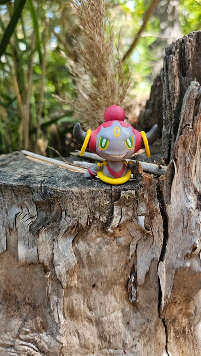 Super figurine Pokemon Nintendo tomy hoopa - photo numéro 2