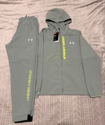 Ensemble Under Armour