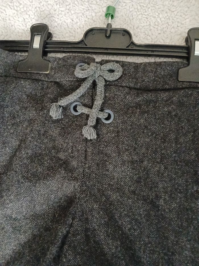 Short hiver gris  7 ans Zara - photo numéro 3