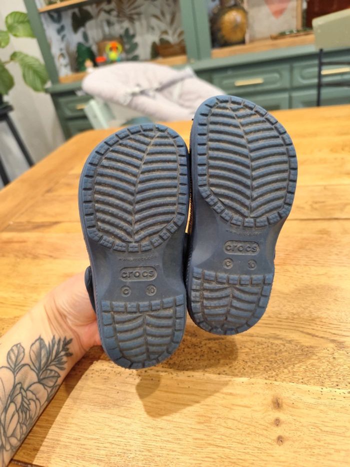 Crocs enfant mixte bleu marine taille 10 : 27-28 - photo numéro 4