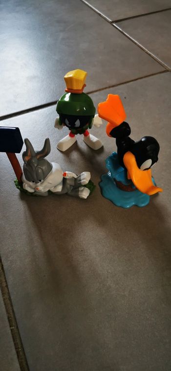 Figurine looney toons