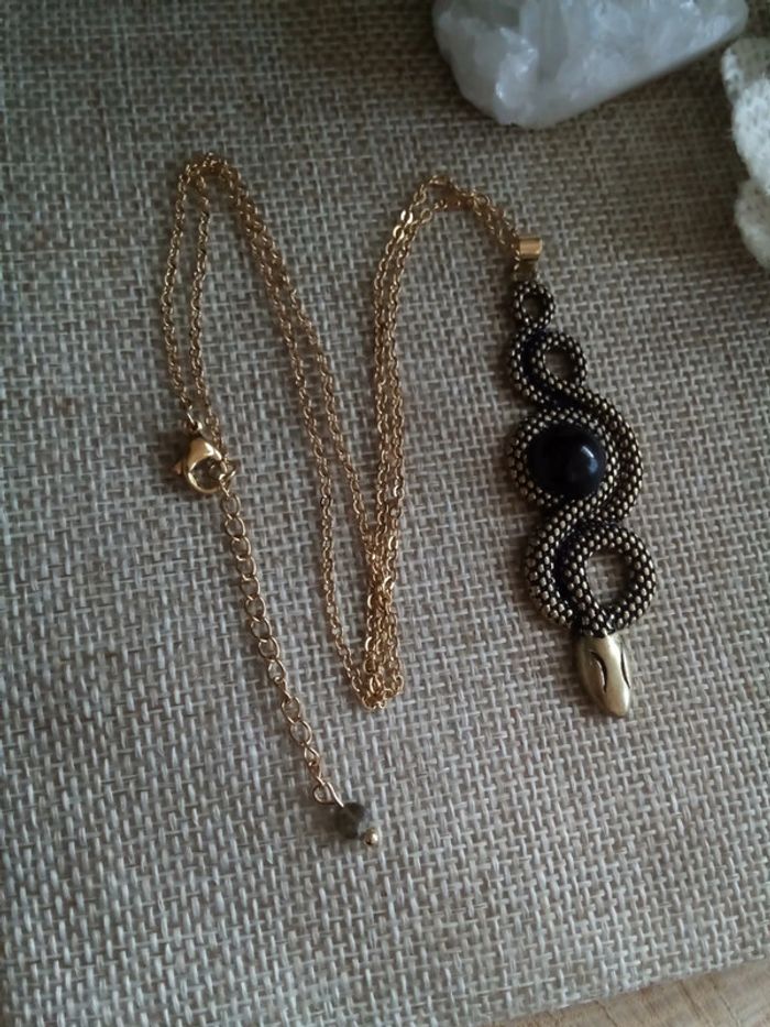 Collier serpent et pierre d'obsidienne noire - photo numéro 3