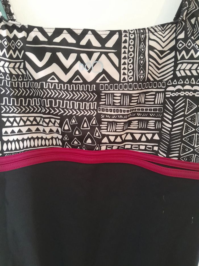 Maillot de bain 1 pièce, taille 40/42, Marque Nabaiji - photo numéro 2