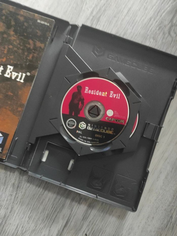 Jeu GameCube resident evil - photo numéro 4
