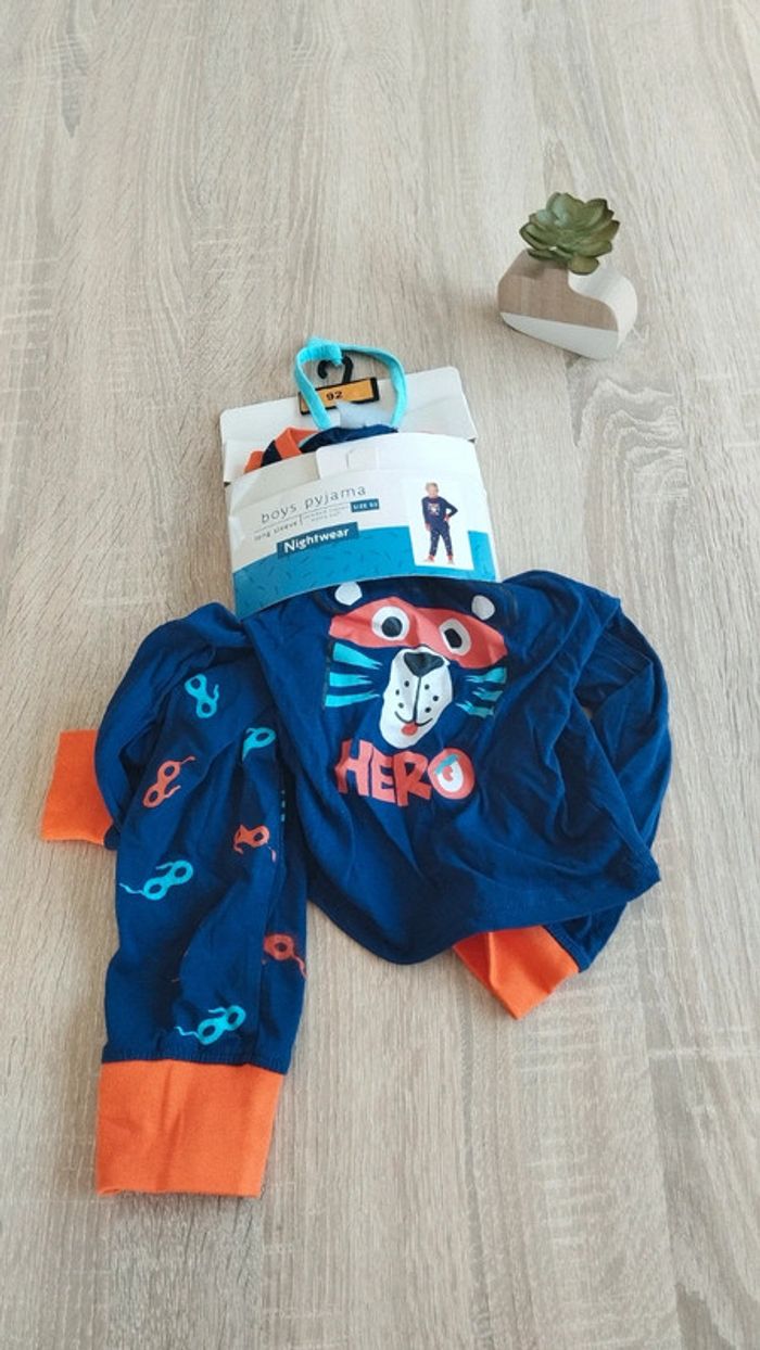 Pyjama neuf