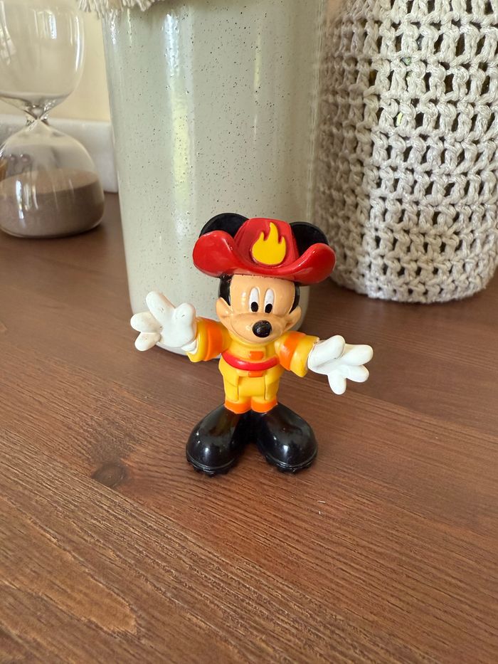 Figurine articulée Mickey pompier - Disney