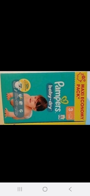 Couche pampers bébé taille 3