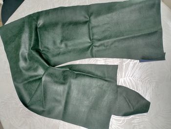 Tissu similicuir vert
