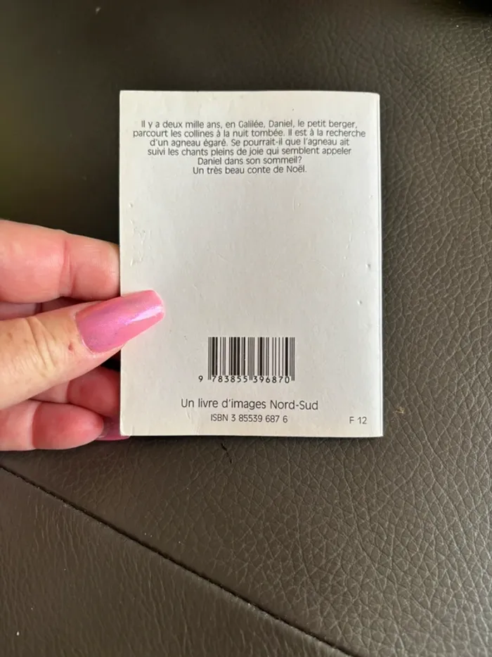 Petit livre « les quatre bougies du petit berger » - photo numéro 3