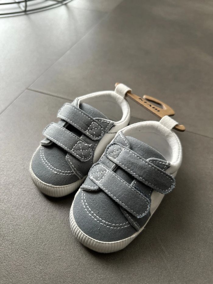 Baskets bébé 6/9 mois