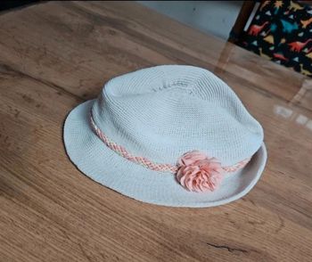 Chapeau fille a fleur 🌸 54 cm