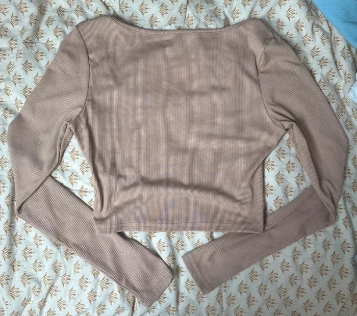 Crop top rose SHEIN taille XS – Neuf, tendance été, style Y2K - photo numéro 2