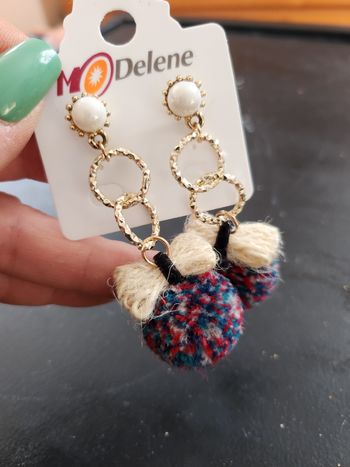 Boucle doreille fantaisie 