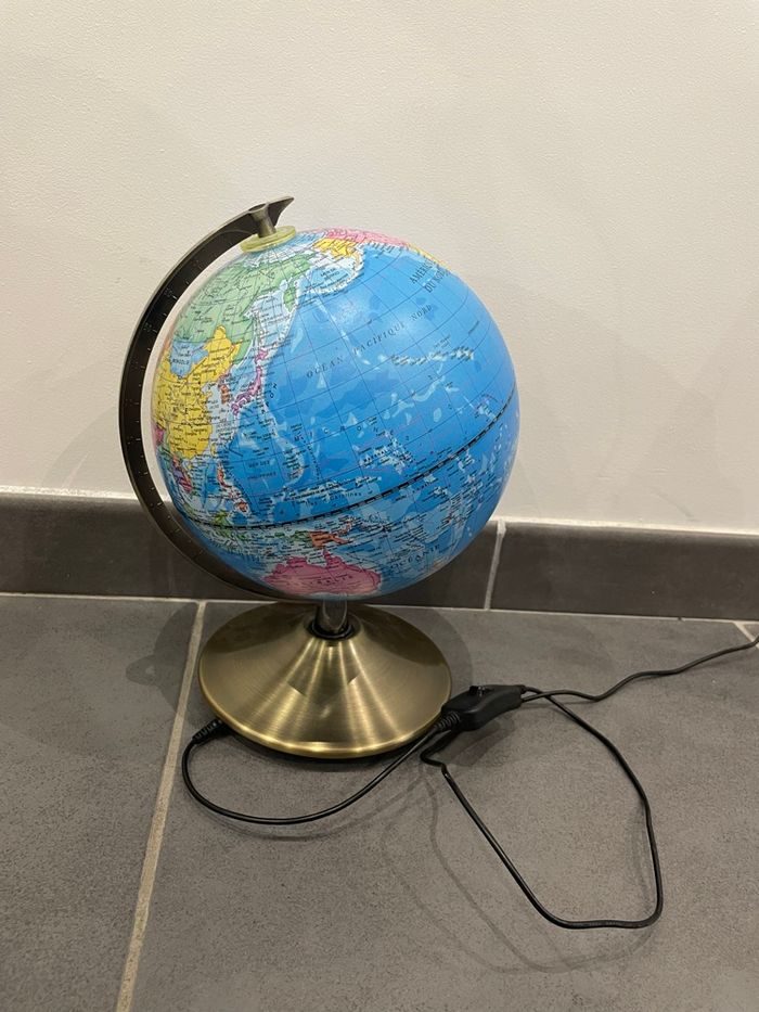 Globe terrestre lumière