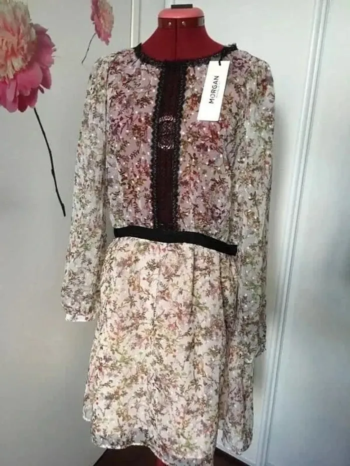 Robe voile et dentelle Morgan neuve - photo numéro 1