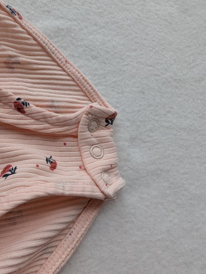Body côtelé rose motif petites fleurs - 4A - Tape à l'Oeil - photo numéro 3