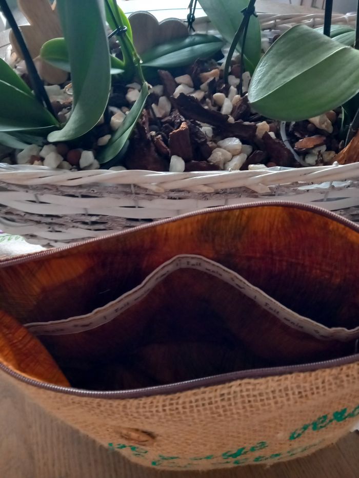 Pochette  en toile de jute