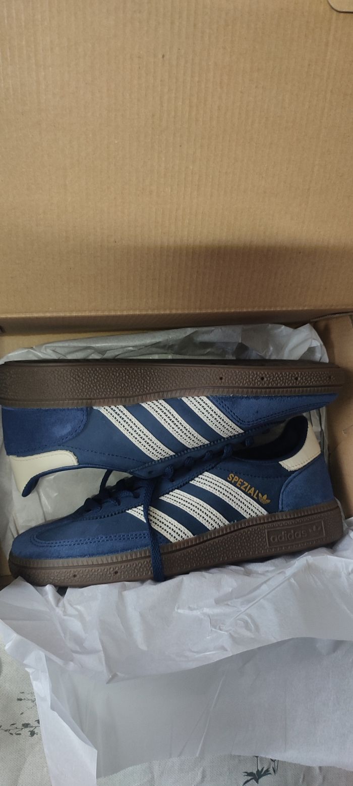 Adidas Originals handball spezial femme - photo numéro 2