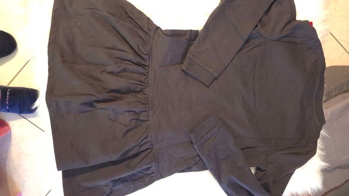 Neuve (non portée) 🏷🩷😍🤩 superbe robe molleton 10 ans fille😍🤩 - photo numéro 6