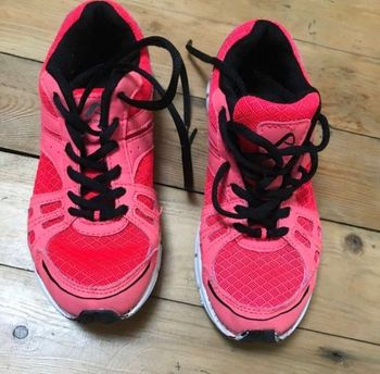 Baskets tissus aéré 36 Atemi