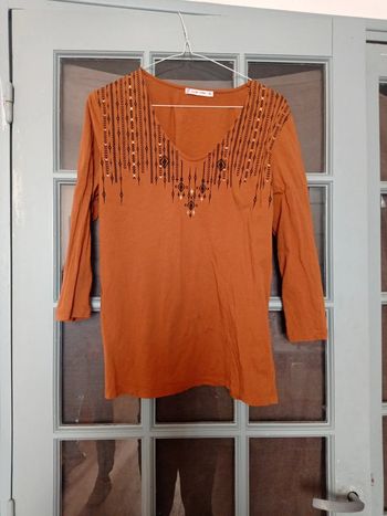 Tee shirt