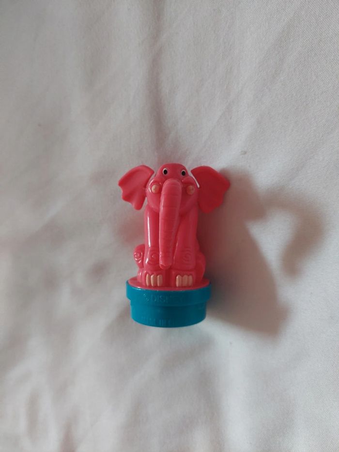 Figurine éléphant rose Dumbo Disney - photo numéro 2
