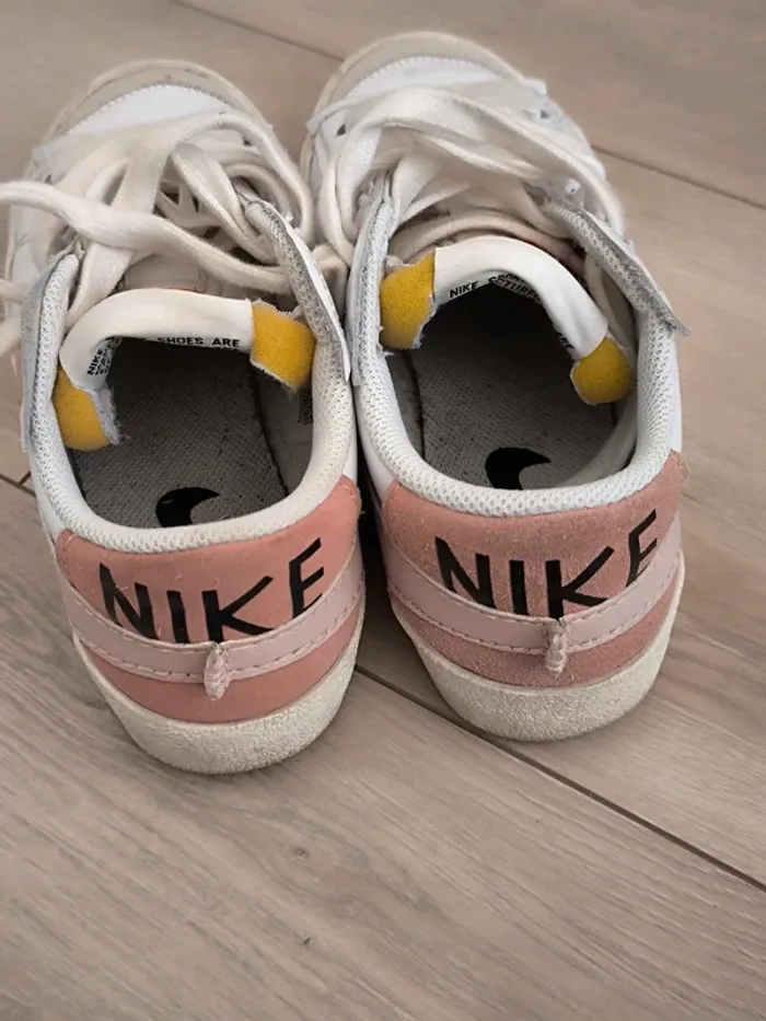 Basket Nike blazer low 37,5 - photo numéro 5