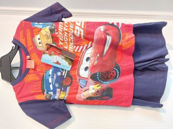 ensemble cars disney rouge et bleu 2 ans
