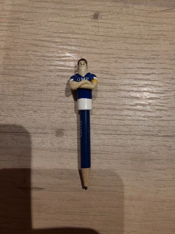 Rare crayon GMF rugbyman