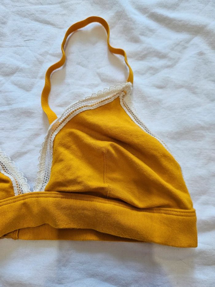 Soutien-gorge - photo numéro 3