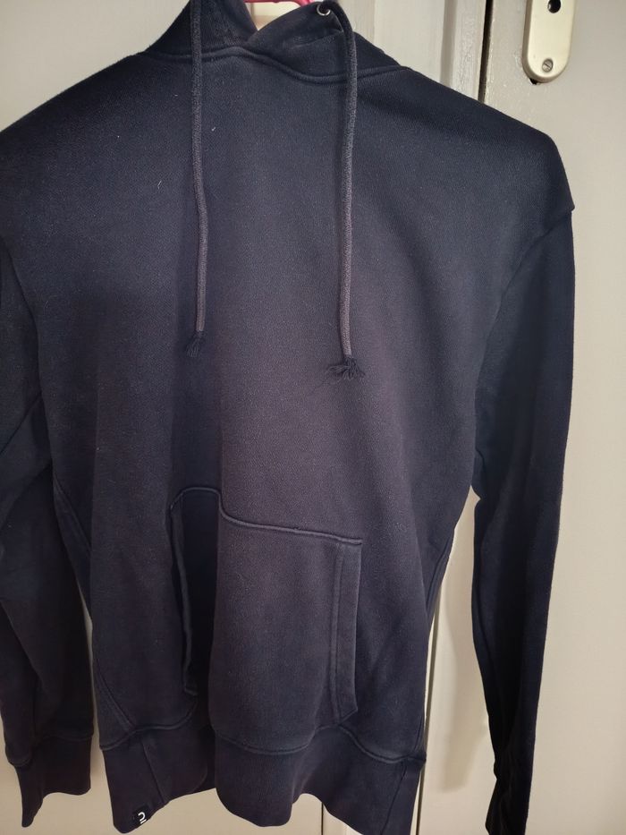 sweat - photo numéro 2