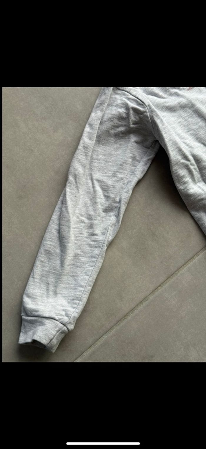 Sweat Bambi Disney 8 ans - photo numéro 6